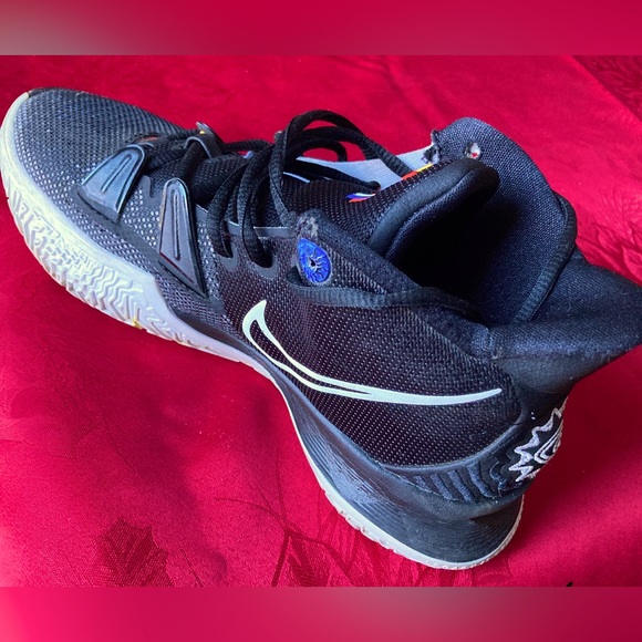 Black-Teal Nike Kyrie 7s, Only worn once (inside gym - perfectly clean) - Picture 2 of 4